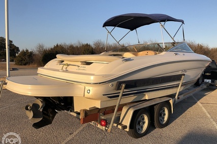 Sea Ray 230 Signature Bowrider