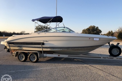 Sea Ray 230 Signature Bowrider