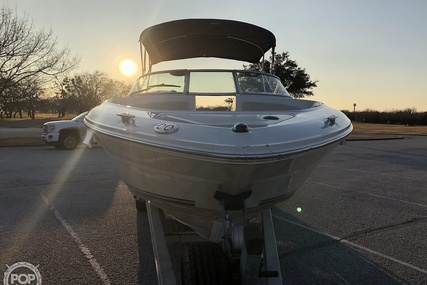 Sea Ray 230 Signature Bowrider