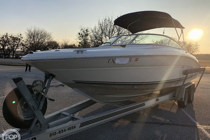 Sea Ray 230 Signature Bowrider