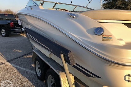 Sea Ray 230 Signature Bowrider