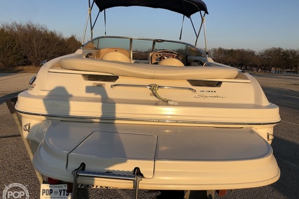 Sea Ray 230 Signature Bowrider