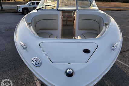 Sea Ray 230 Signature Bowrider