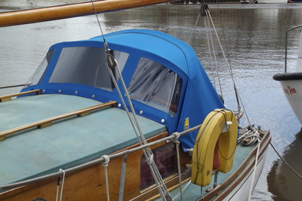 Custom Boats 5 Ton Hillyard Sloop