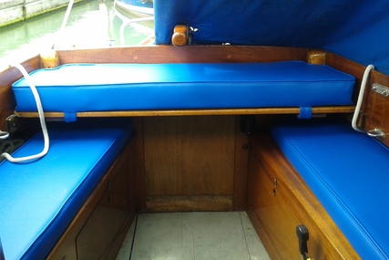 Custom Boats 5 Ton Hillyard Sloop