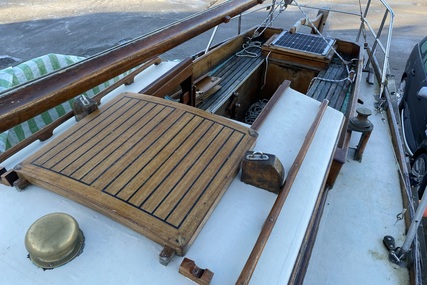 Custom Boats 27' Buchanan Sloop