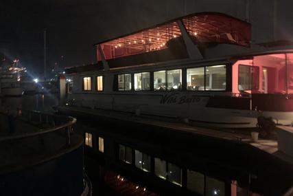 Skipperliner Houseboat