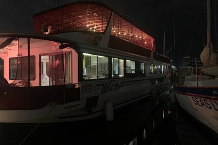 Skipperliner Houseboat