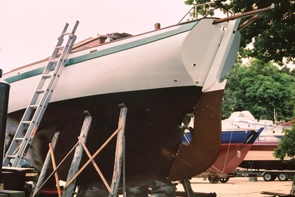 27ft HARRISON BUTLER OMEGA BERMUDIAN CUTTER