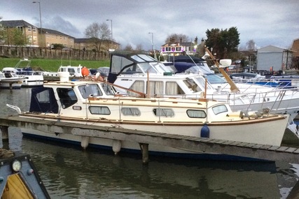 32ft. RAMPART MOTOR CRUISER