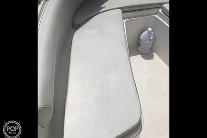 Trophy Boats 2503 Centre Console