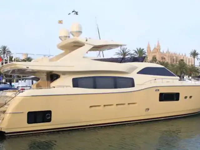 Ferretti Yachts 840 Altura