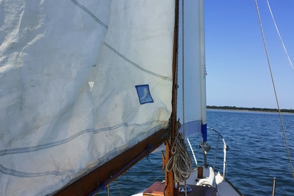 26ft. STELLA ONE -DESIGN BERMUDIAN SLOOP