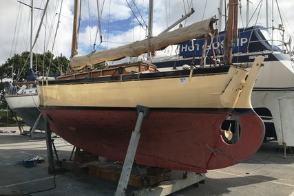 21ft. HARRISON BUTLER CYCLONE GAFF YAWL