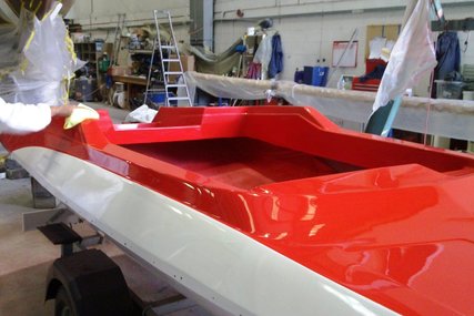 15ft. GLASTRON GT 150 SPORTS BOAT