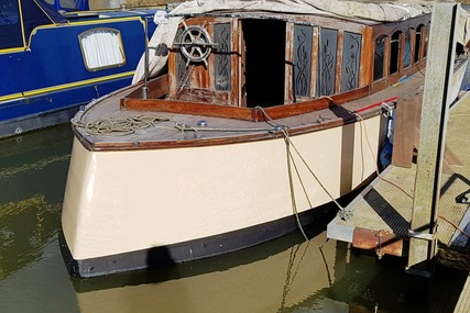 48ft ERNEST COLLINS BROADS CRUISER