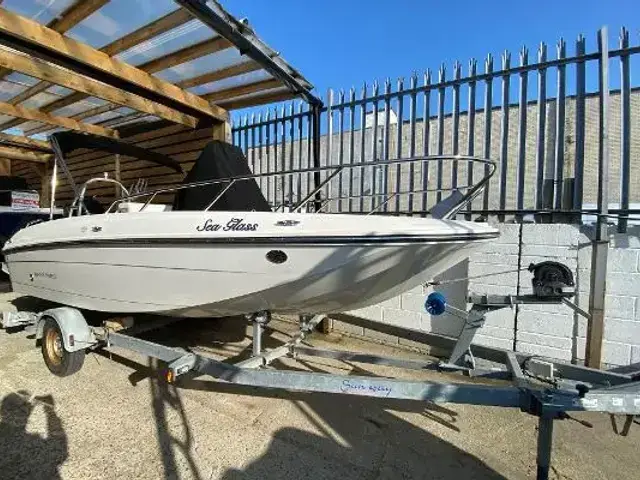 Bayliner CC6