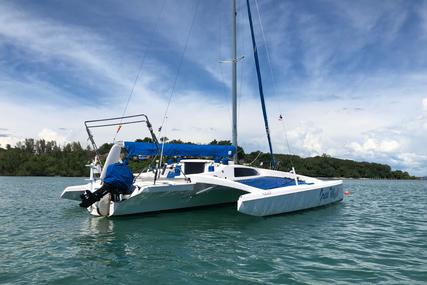 Corsair 28R Trimaran