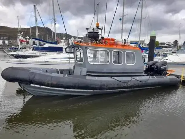 Halmatic Arctic 28 Cabin RIB