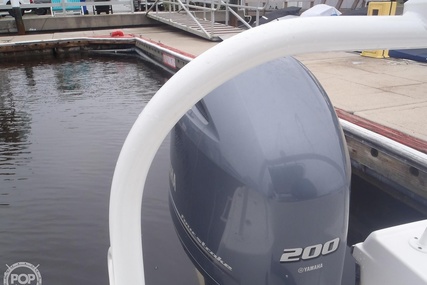 Robalo R200 ES