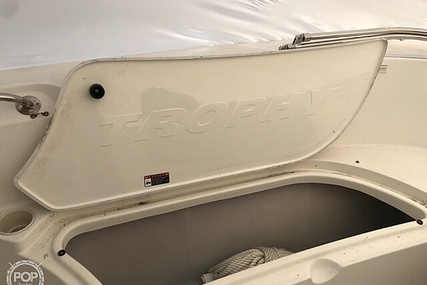 Trophy Boats 2503 Centre Console