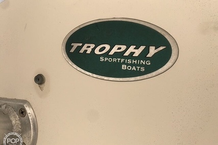 Trophy Boats 2503 Centre Console