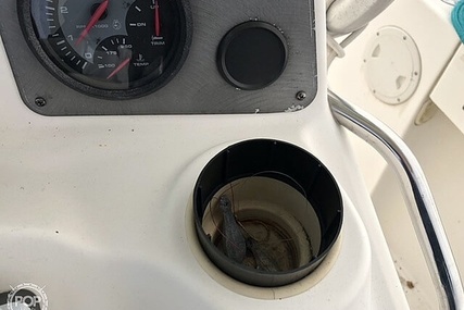 Trophy Boats 2503 Centre Console