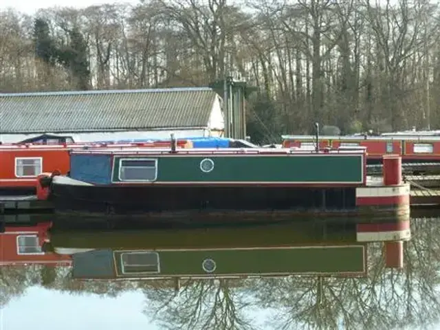 Peter Brown Narrowboat