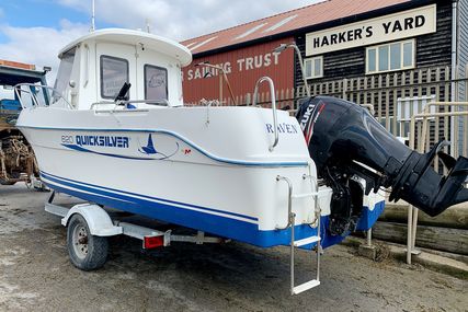 Quicksilver 620 Pilothouse