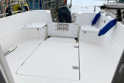 Quicksilver 620 Pilothouse