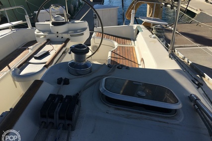 Beneteau Oceanis 382