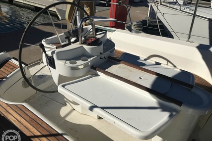 Beneteau Oceanis 382