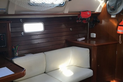 Beneteau Oceanis 382