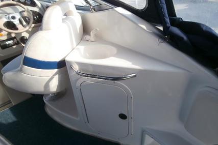 Chaparral 260 Signature Cruiser