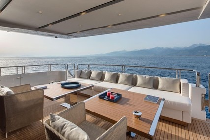 Sanlorenzo SL106 M/Y Dinaia