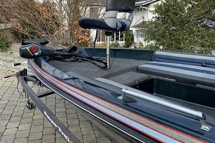 Ranger Boats Apache 375V