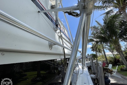 Hatteras 45