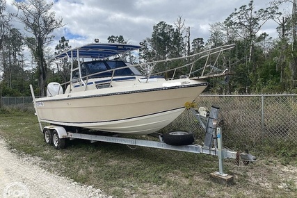 Chaparral 234 Fisherman