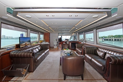 Aquitalia 95ft Luxury yacht