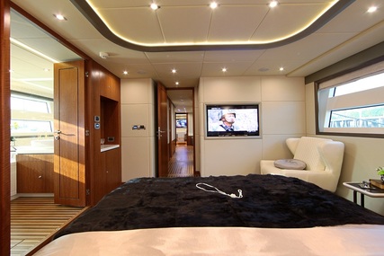 Aquitalia 95ft Luxury yacht