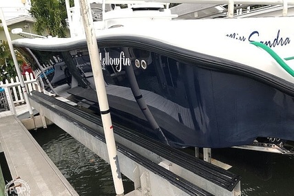 Yellowfin 26 Hybrid