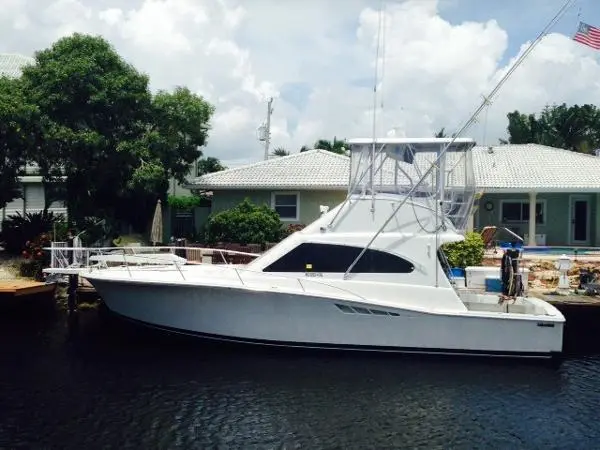 40 Convertible - Luhrs