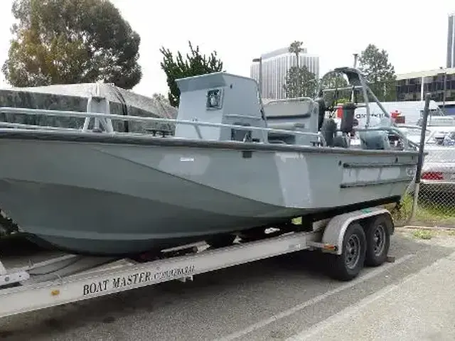 Boston Whaler 25 Guardian