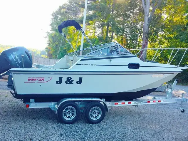 Boston Whaler 20 Revenge