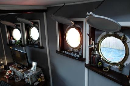 Houseboat Tug conversion