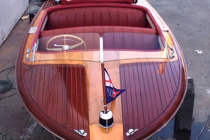 Chris Craft RIVIERA SPORTS BOAT