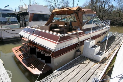 Chris Craft 332 Express