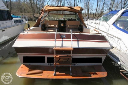 Chris Craft 332 Express