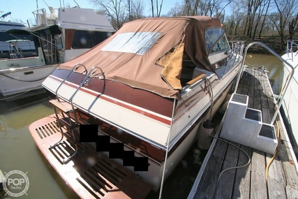 Chris Craft 332 Express