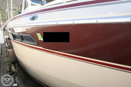 Chris Craft 332 Express